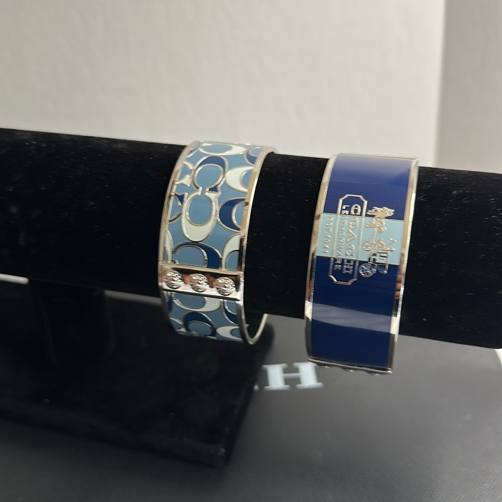 Coach horse and carriage and Cc Blue bracelet Duo. - Picture 5 of 16